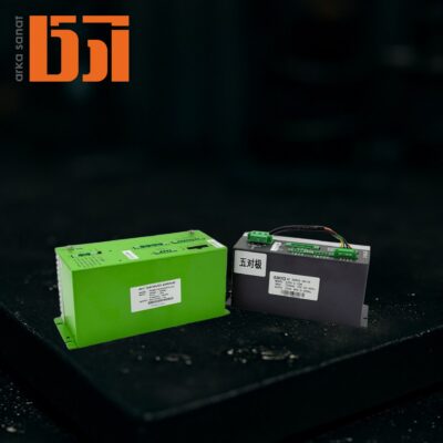 تصویری از سروو کنترل دستگاه قلاویززن برقی